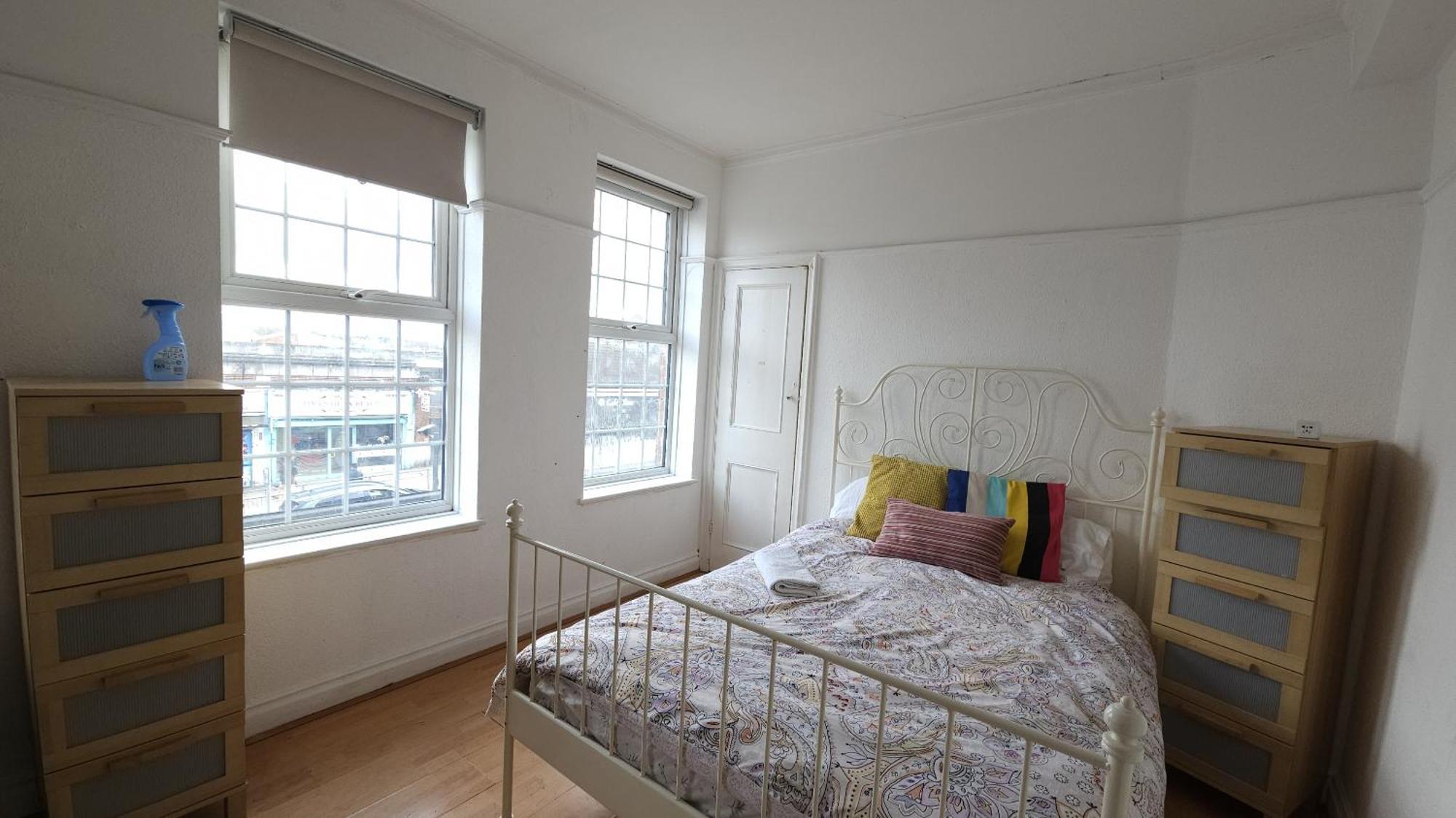 London Edgware Station Apartment Екстер'єр фото